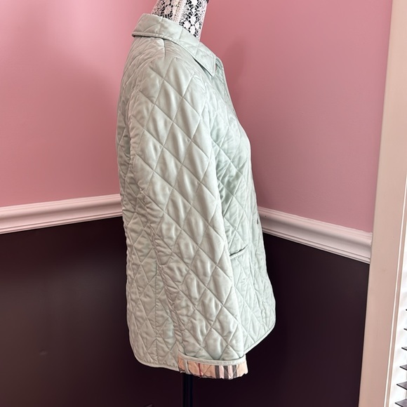 Lightly Worn Burberry Quilted Jacket With Snaps, Authentic Mint Green, S - Picture 4 of 11